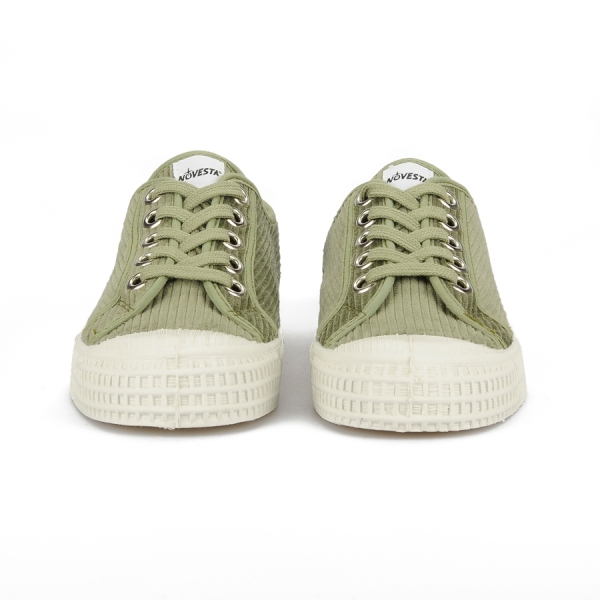 Novesta Star Master Corduroy Military Women's Flat Shoes Green | Kn9ViRjey8V
